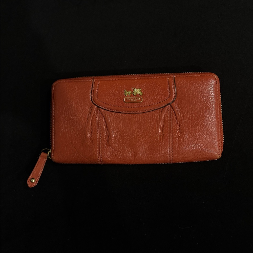 COACH Madison Leather Zip Wallet
